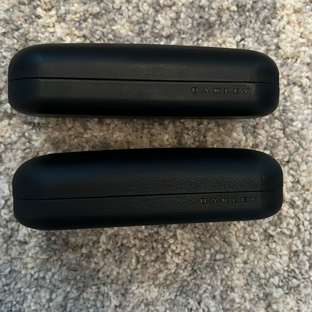 (2) Oakley eyeglasses cases!! Brand new!! Price is for BOTH!!